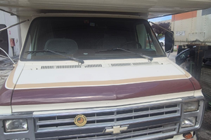 Vendita chevrolet 6200 diesel 3marce automatico