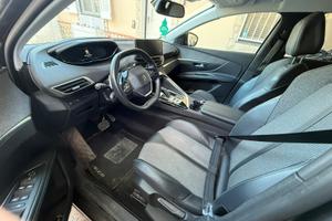 Peugeot 3008  II eat8 Allure Pack anna 2022