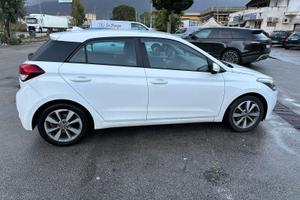Hyundai i20 1.1 crdi full opt. Accetto permute