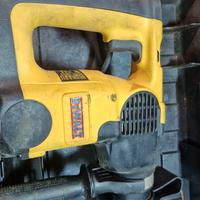 tassellatore ,scalpellatore dewalt 