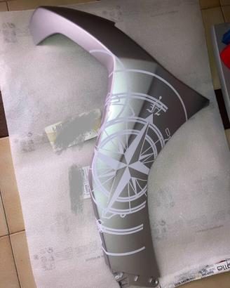 Carena destra originale PIAGGIO BEVERLY 400-300hpe