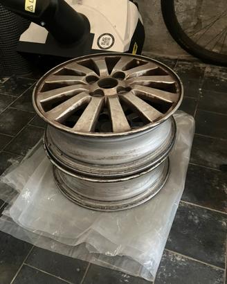 Cerchi in lega Daihatsu cuore