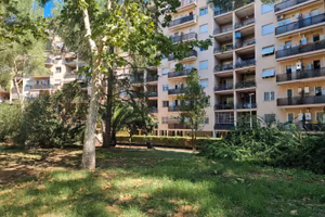 Quadrilocale fronte parco