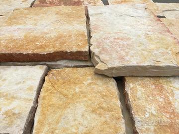 Pietra di Trani da Pavimento Squadrata Segata