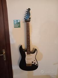 chitarra elettrica 