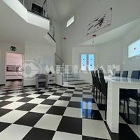 Bifamiliare a Aviano