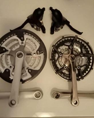 Guarnitura mtb biciclette Shimano più leve freno.