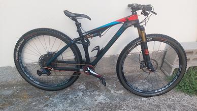 Mountain Bike (MTB) Cube SLT carbonio full