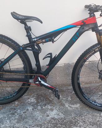 Mountain Bike (MTB) Cube SLT carbonio full
