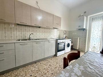 2 LOCALI A BITONTO
