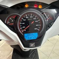 Honda SH 300