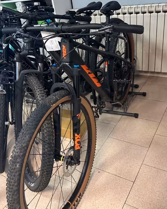 MTB KTM Myroon Master Carbon M usata 6 mesi