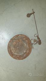 vecchia bilancia a mano 