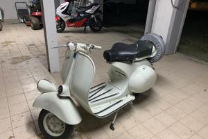 Vespa faro basso