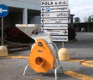 MULINO PER CEREALI BECCARIA USATO