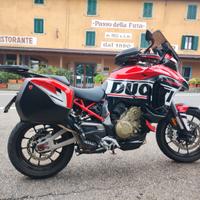 Multistrada V4 S travel &Radar Akrapovic 