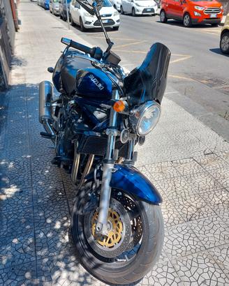 SUZUKI BANDIT  1200