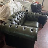 Divano 2 posti con poltrona Chesterfield