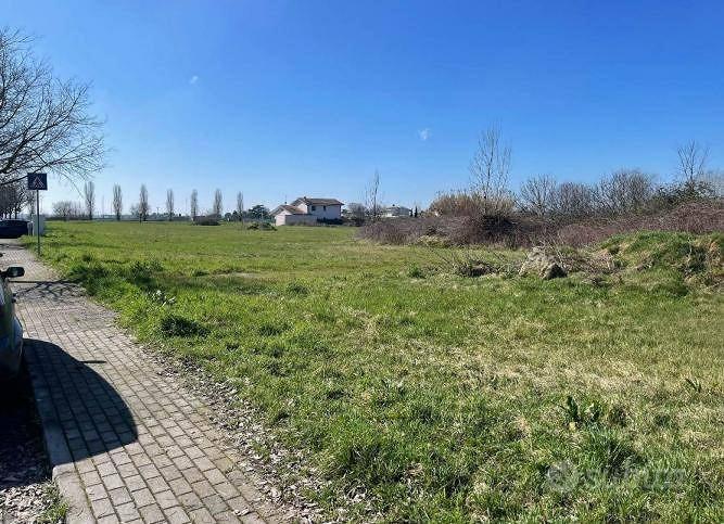 Immobile in asta di 1989 m² a Bagnolo San Vito - Vista 2