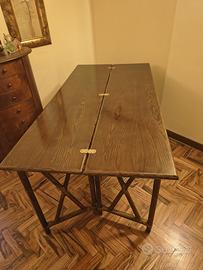 Tavolo pieghevole in legno