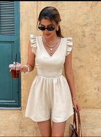 Tuta da donna con scollo a V