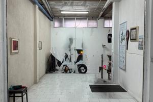 Posto Moto al coperto in garage