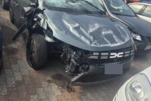 Dacia Sandero stepway benzina gpl INCIDENTATA