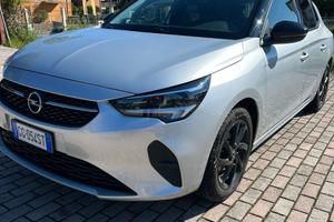 Opel Corsa Design & Tech 75cv anche neopatentati
