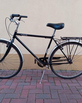 Bici marca BtWin ruote 28" senza cambio