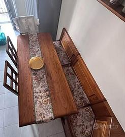 Tavolo cucina + sedie+ cassapanca contenitore