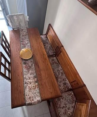 Tavolo cucina + sedie+ cassapanca contenitore