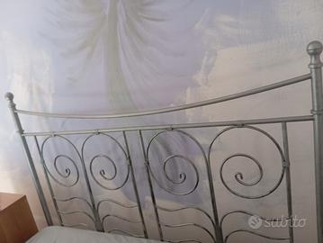 Struttura letto+ rete e materasso 