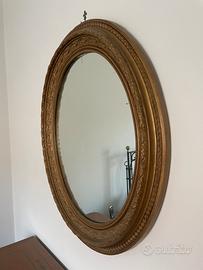 Specchio con cornice antichizzata