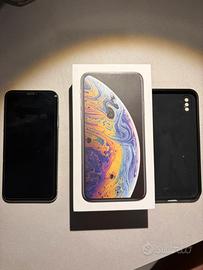 iPhone XS