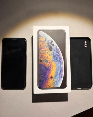iPhone XS