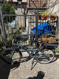 Bicicletta con pedalata assistita