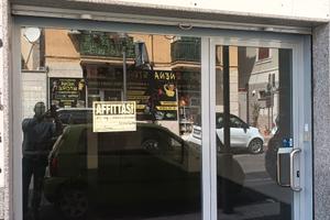 Negozio C1 locale commerciale