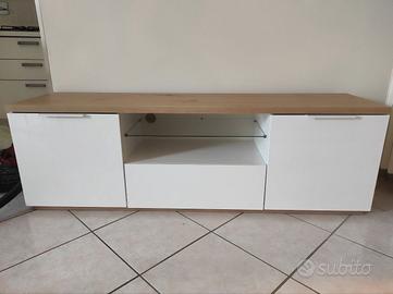 Mobile tv con mensola