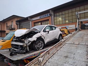 toyota CHR per ricambi 
