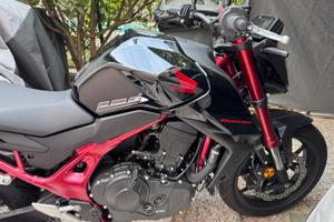 Honda Hornet 750