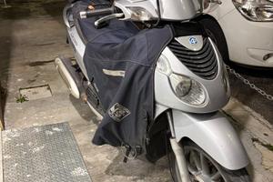 Piaggio Carnaby 200 - 2007