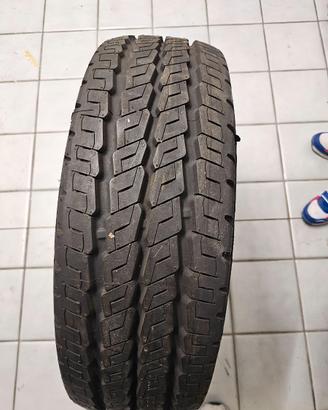 Gomme furgone 205/65 R16