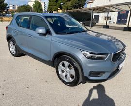 Volvo XC40 D3 Finanziamento senza busta paga