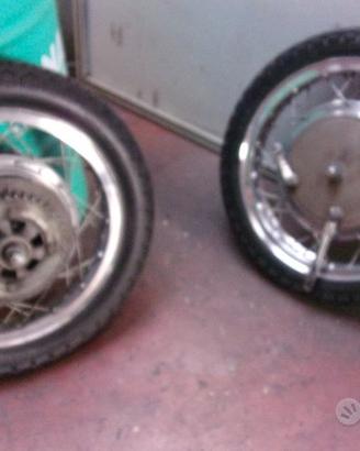 Cerchi completi laverda 750 sf