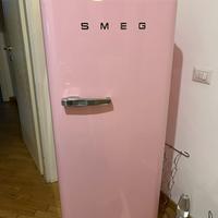Frigo SMEG rosa