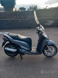 honda sh 300 