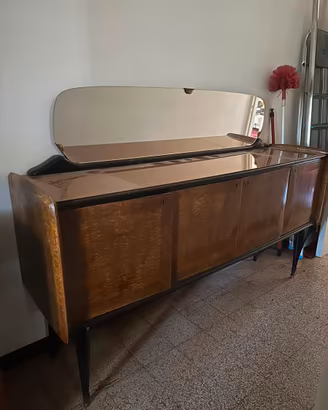 Credenza buffet vintage con specchio