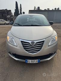 Lanci ypsilon 1.3 multi jet
