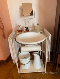 Lavabo antico