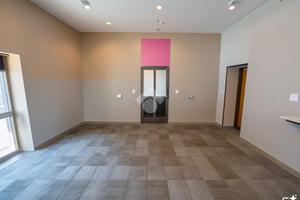 NEGOZIO A SAN PRISCO